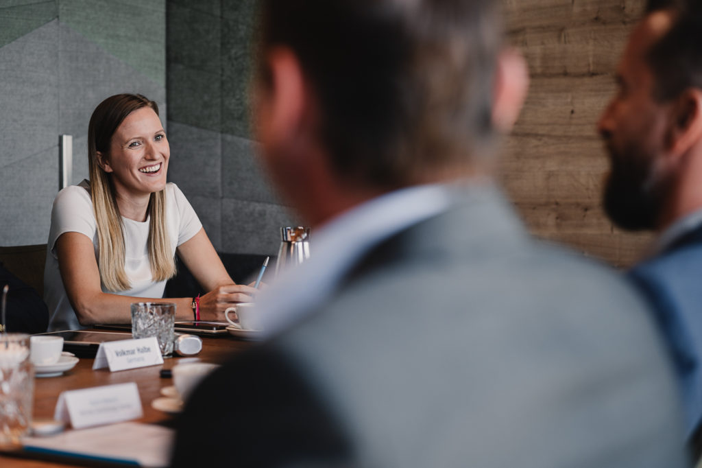 Interviewsituation Businessmänner Büro