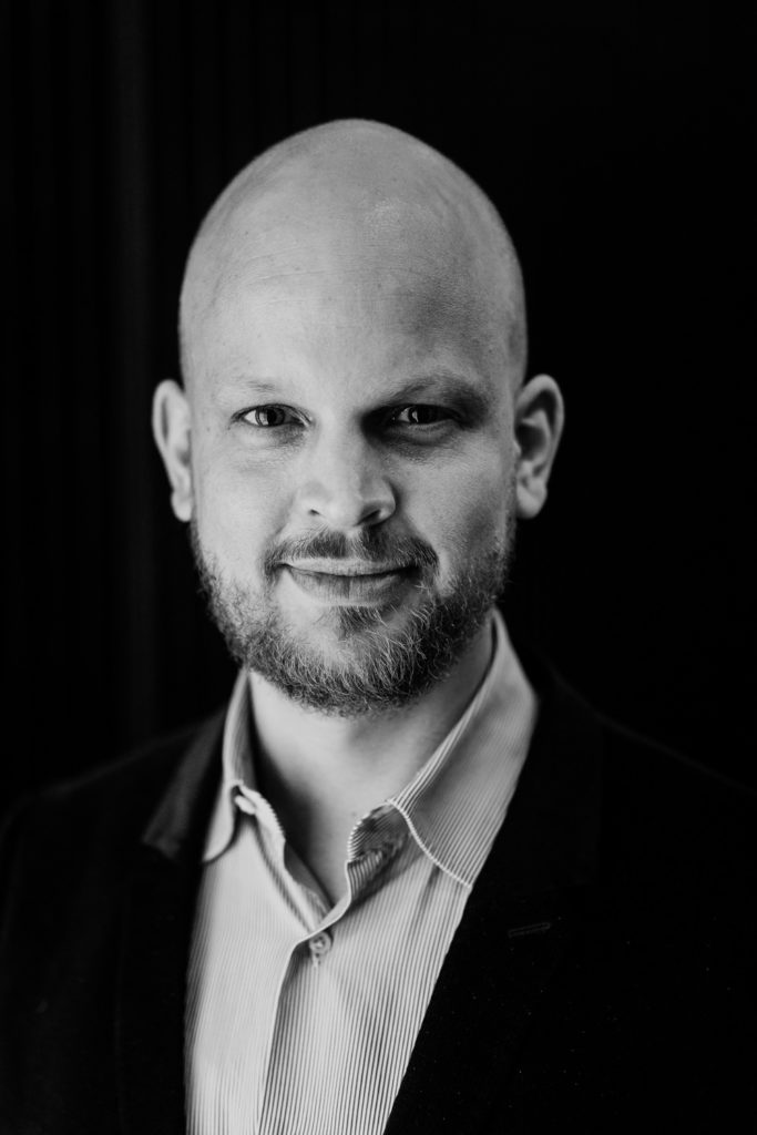 Businessportrait Mann Glatze Hamburg