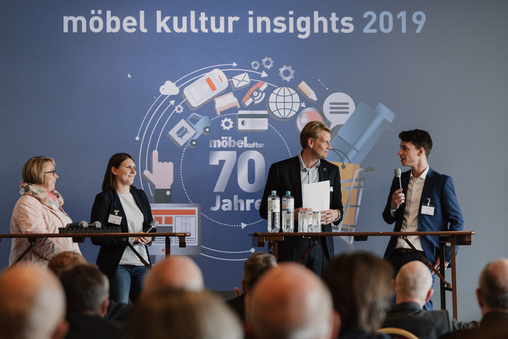 Eventfotografie Hamburg: Redner bei Möbel Kultur Insights